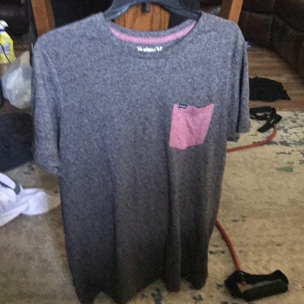 Hurley shirt size medium